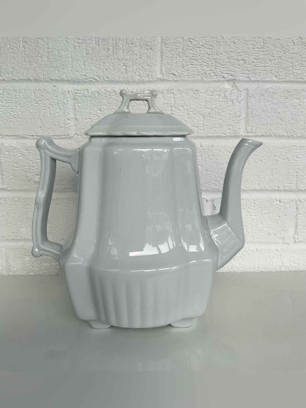 Antique Johnson Brothers Ironstone Tea / Coffee Pot